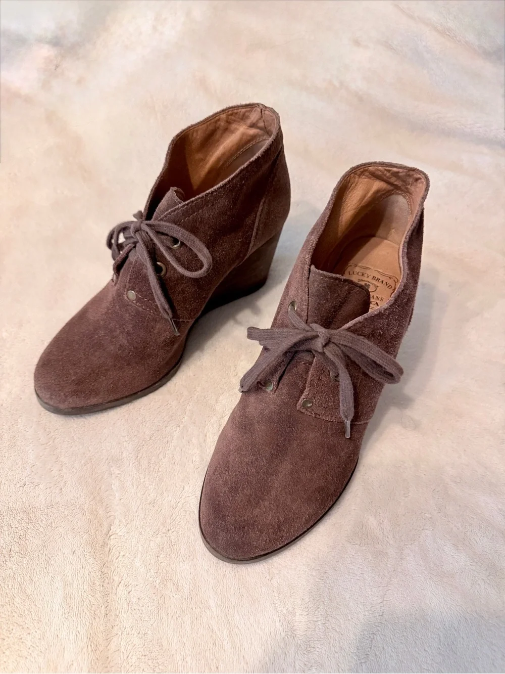 Lucky Brand Sz 7 LK-Sway Oiled Suede Wedge Booties Tobacco Brown Boho Festival